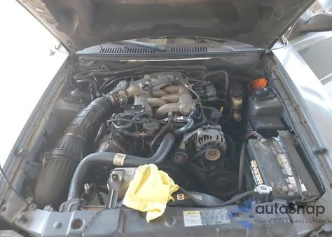 2002 Ford Mustang из США, поврежденный, VIN 1FAFP40402F186628